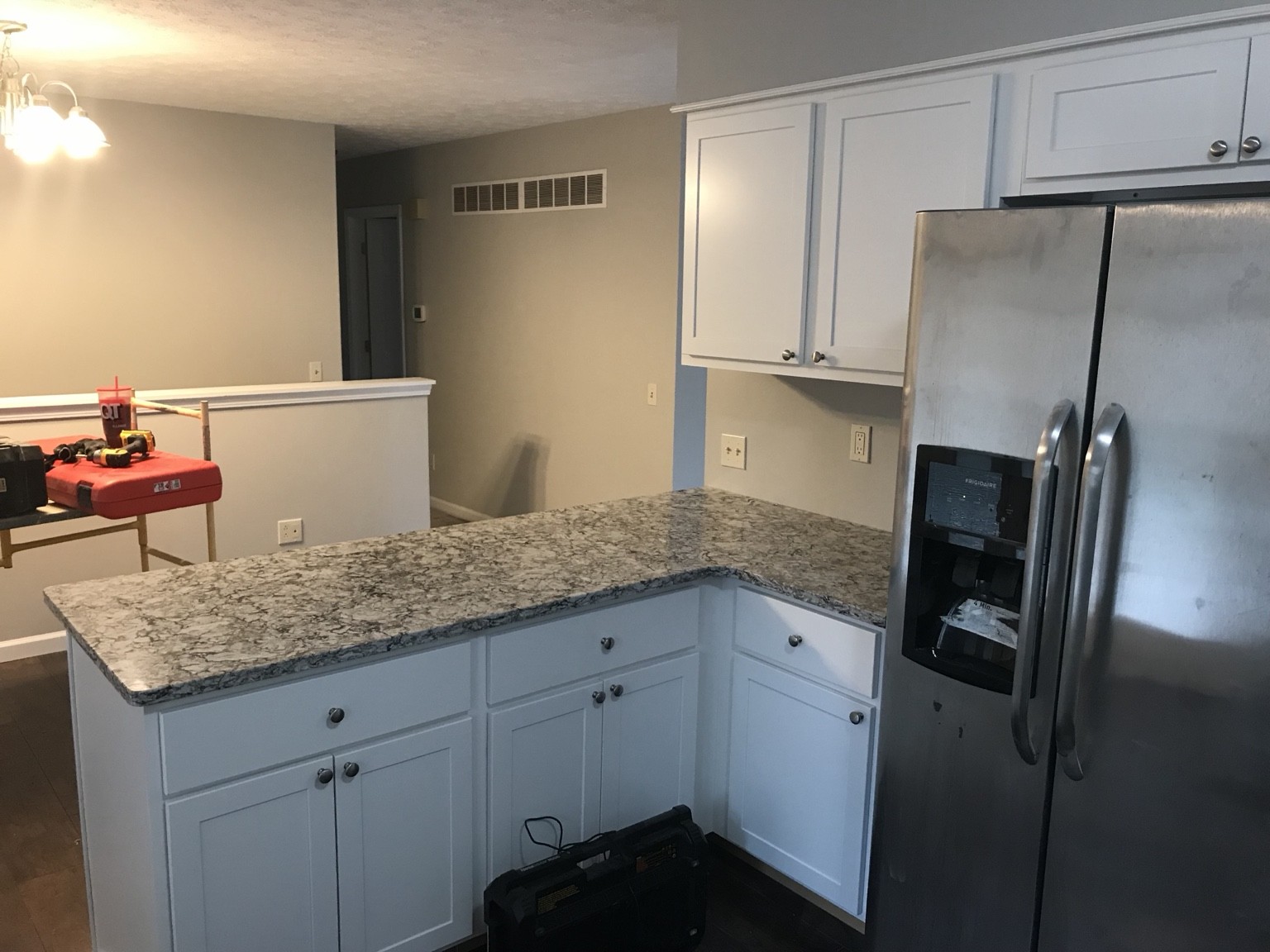 Kitchen & Granite Counters